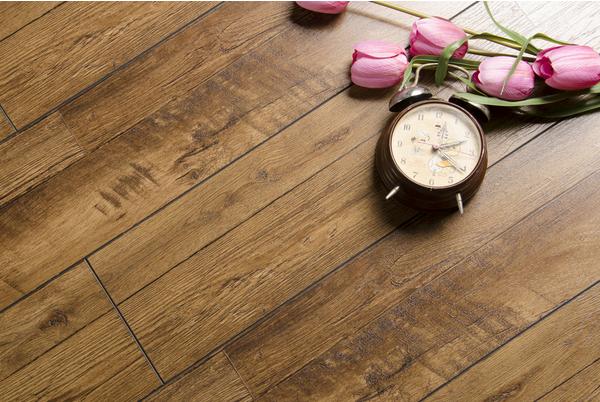 地板划痕修复方法 地板划痕修复方法