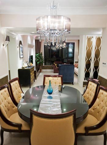 巧用玻璃镜让室内变宽敞 巧用玻璃镜让室内变宽敞