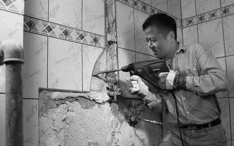 旧瓷砖拆除重铺