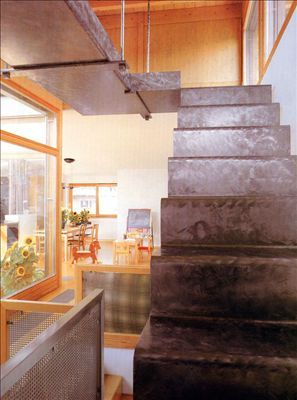 复式楼梯装修效果图 复式楼梯装修效果图