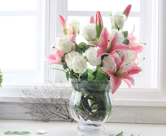 如何把握东西方装饰花艺的风格