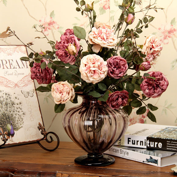 如何把握东西方装饰花艺的风格