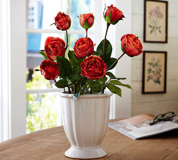 如何把握东西方装饰花艺的风格