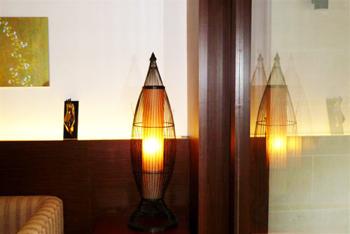 春意昂让的季节 用艺术品装点郊外浪漫的家(图)