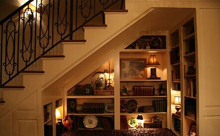 楼梯死角巧利用 7款节省空间楼梯推荐