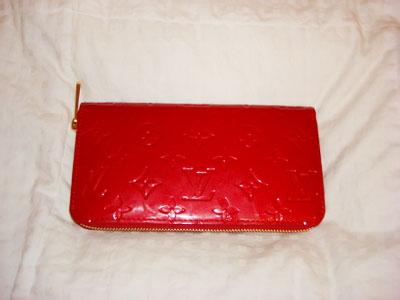 用红色钱包是会漏财还是招财呢？