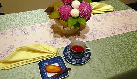让餐桌成为一道风景线 沉醉于浪漫果香之中 让餐桌成为一道风景线 沉醉于浪漫果香之中