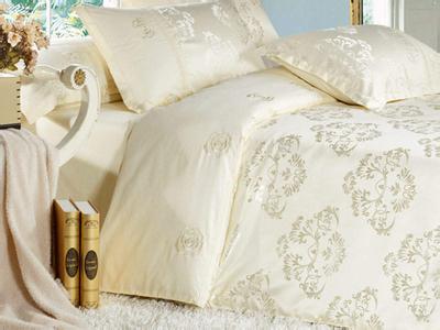 蚕丝被 什么被子最暖和 羽绒被价格