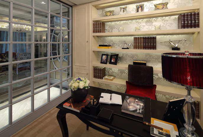 四居室奢华欧式低调生活 四居室奢华欧式低调生活