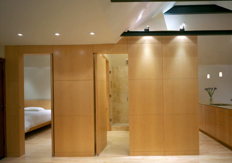 隐形门合页的安装使用方法