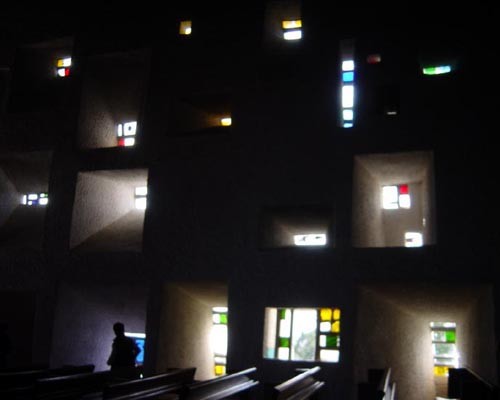 光线是建筑的“灵魂” 光线是建筑的“灵魂”