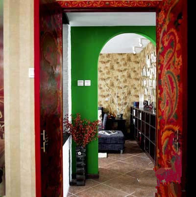 红配绿的对比色装修 打造另类家