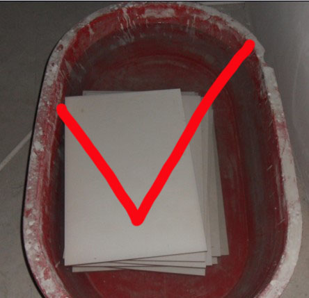 瓷砖泡水万万不能这样做，会掉瓷!