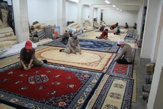 装修知识:怎么区分手工地毯和机织地毯 装修知识:怎么区分手工地毯和机织地毯