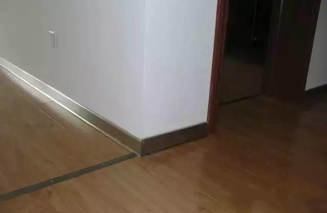 踢脚线不会搭配?谨记3大搭配法则! 踢脚线不会搭配?谨记3大搭配法则!