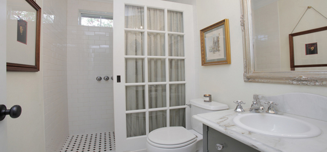 如何利用镜子化解卫生间风水禁忌?