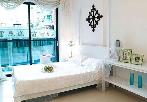 卧室镜子对床有哪些化解方法？