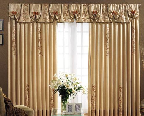 天鹅绒窗帘