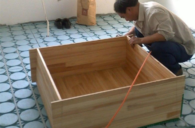 打制榻榻米箱体