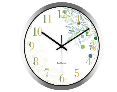 客厅风水之挂钟摆放