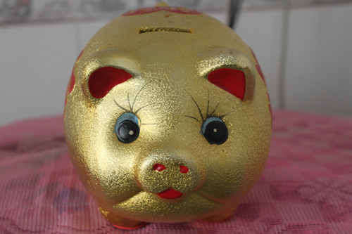 卧室财位摆放金猪存钱罐的风水禁忌